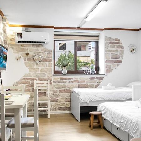 Solhouse Apartment Gjirokaster Exterior photo